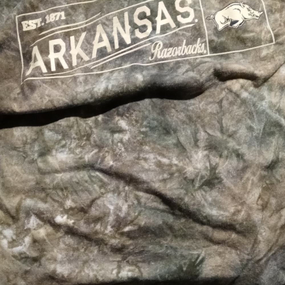 Arkansas razarbacks camo tshirt